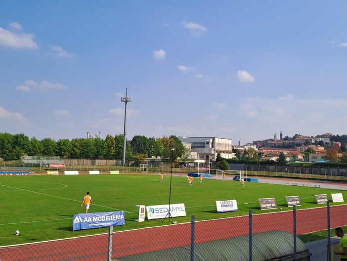 Lo stadio Amedeo Damiano di Saluzzo Lo stadio Amedeo Damiano di Saluzzo