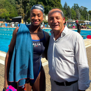 Sara Curtis con il vicesindaco di Cuneo Luca Serale