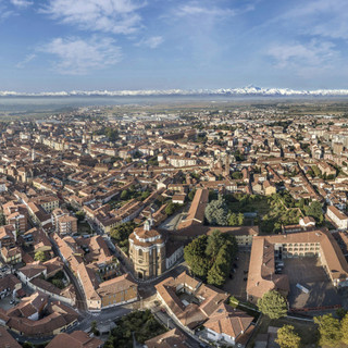 Bra: al via i lavori di riqualificazione in piazza Spreitenbach e piazza XX Settembre