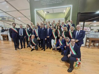 Foto di gruppo per i sindaci Foto di gruppo per i sindaci