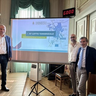 L'illustrazione del progetto a luglio 2025 con l'on. Costa, il sindaco Robaldo e l'igegner Gemelli di ANAS