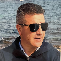 Cortemilia in lutto per Simone Marenco: stimato imprenditore edile e figura di riferimento per la comunità Cortemilia in lutto per Simone Marenco: stimato imprenditore edile e figura di riferimento per la comunità