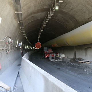L'interno della galleria del tunnel di Tenda