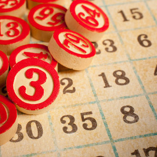 A Ceresole d'Alba una tombolata con merenda A Ceresole d'Alba una tombolata con merenda