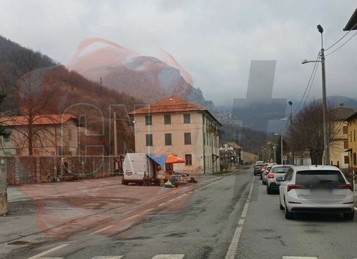 Statale 28 nel caos: code infinite verso il Piemonte nel giorno del controesodo post Festival