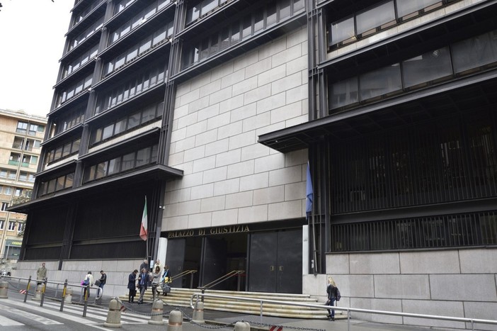 Il Tribunale di Genova Il Tribunale di Genova