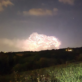 Il temporale nella notte tra sabato e domenica fotografato in zona Vicoforte da un lettore