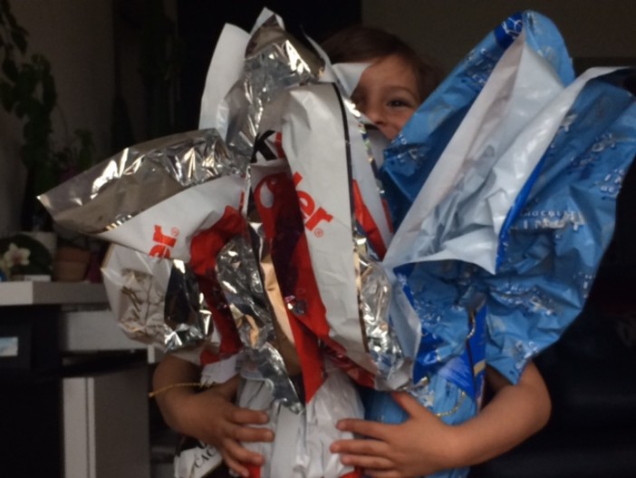 Le uova simbolo della Pasqua, la vera storia del dolce più amato dai bimbi