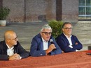 Al centro Valter Aimar