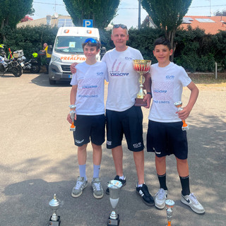 CICLISMO / Vigor Cycling Piasco timbra un successo di squadra nel Varesotto