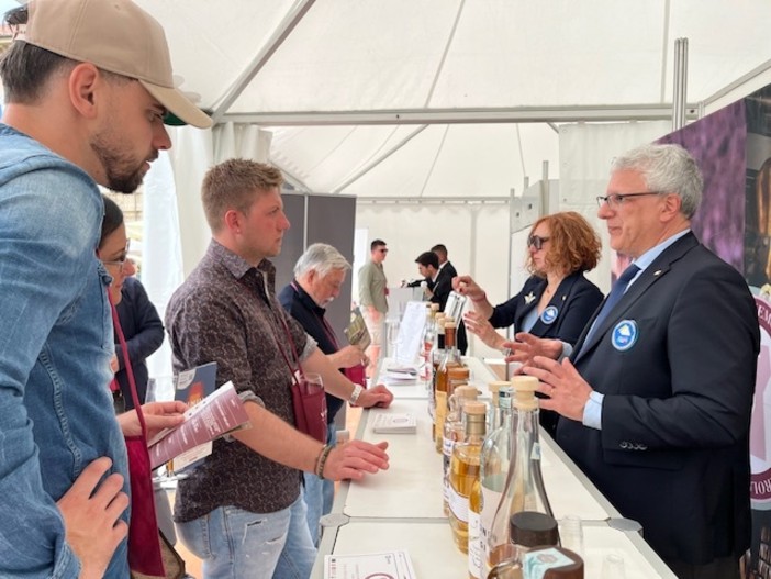 Vinum, oltre 5.000 degustazioni di grappa ad Alba