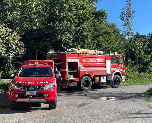 Incendio a Garessio, Vigili del Fuoco e AIB impegnati da ieri per domare le fiamme in località Ruffini Incendio a Garessio, Vigili del Fuoco e AIB impegnati da ieri per domare le fiamme in località Ruffini