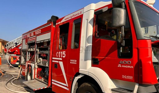 Pomeriggio di incendi nel Cuneese: 22 interventi dei vigili del fuoco, paura a Carrù per due anziani Pomeriggio di incendi nel Cuneese: 22 interventi dei vigili del fuoco, paura a Carrù per due anziani