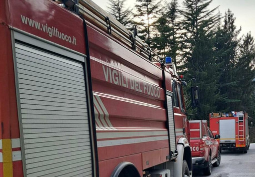 Due incendi nei campi in poche ore tra Busca, Dronero e Morozzo: in azione i vigili del fuoco