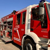 Incendio in una palazzina a Bene Vagienna: intervento dei vigili del fuoco in via Carrù