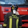 In fiamme rimorchio di un autoarticolato sull'Asti-Cuneo a Castagnito
