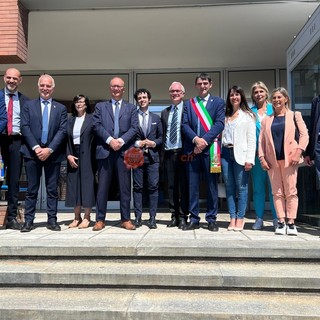 Il ministro Valditara al Vallauri di Fossano: "Questa è la scuola del futuro. Siate orgogliosi di voi e della vostra scelta" [FOTO]