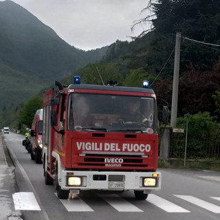 Garessio, auto esce di strada e finisce in una scarpata sulla strada che va a Mindino