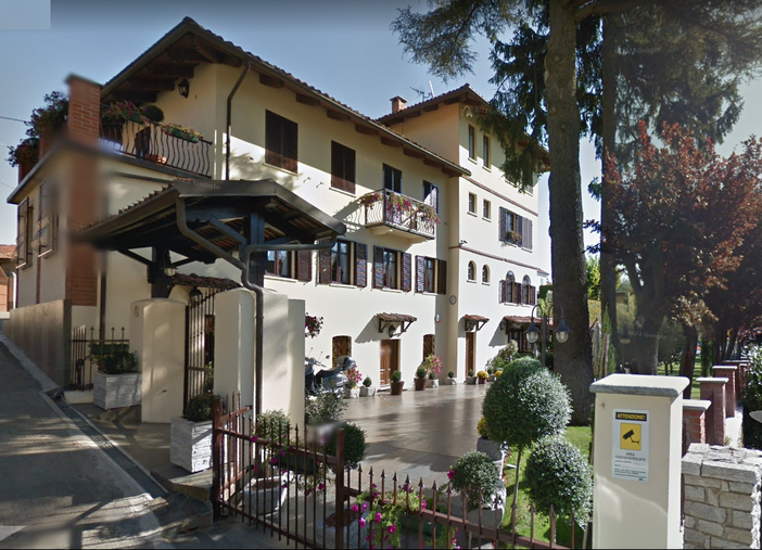 La villa con piscina confiscata su richiesta della Procura di Asti
