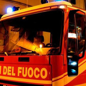 Incendio nella notte a Barge: in fiamme canna fumaria e sottotetto di un'abitazione