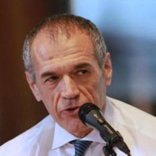 Milano, Cottarelli: "Io candidato sindaco? No comment" Milano, Cottarelli: "Io candidato sindaco? No comment"