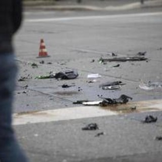 Morta in scontro con l'auto dell'ex, l'accusa del figlio: "Lui l'ha inseguita, si è fatto giustizia da solo" Morta in scontro con l'auto dell'ex, l'accusa del figlio: "Lui l'ha inseguita, si è fatto giustizia da solo"