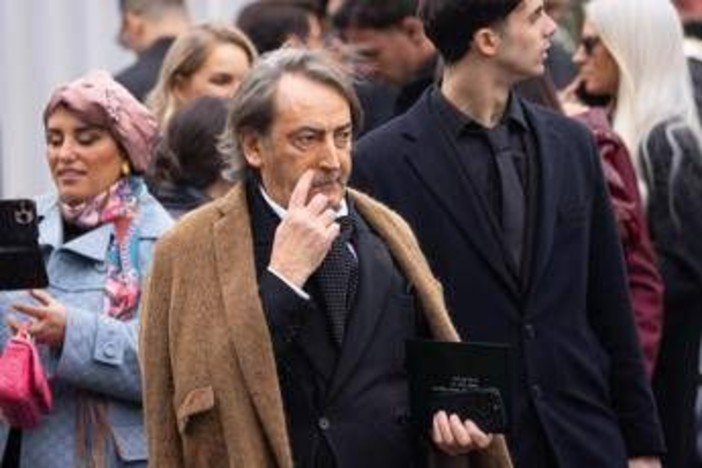 È morto Beppe 'Sugar' Angiolini, punto di riferimento per il fashion d'avanguardia e il Made in Italy