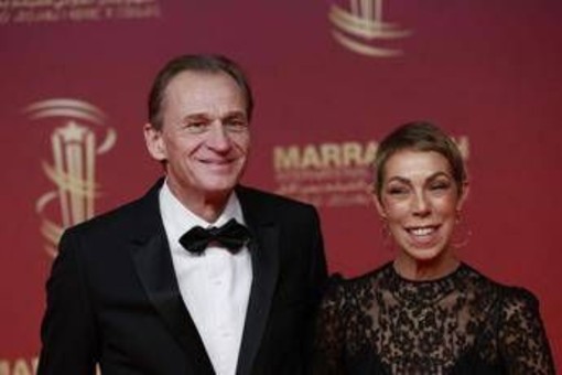 Morti in un incidente stradale il produttore cinematografico Nicolas Altmayer e la compagna Mathilde Favier: indagini in corso Morti in un incidente stradale il produttore cinematografico Nicolas Altmayer e la compagna Mathilde Favier: indagini in corso
