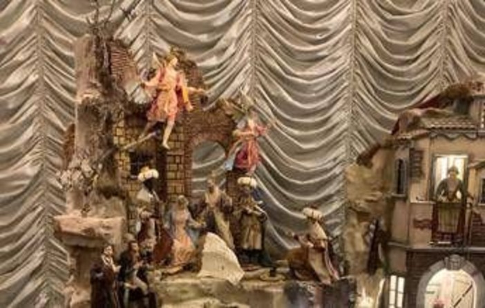 Nel presepe della Camera 'scomparsi' bue e asinello, Magi già arrivati: stupore bipartisan Nel presepe della Camera 'scomparsi' bue e asinello, Magi già arrivati: stupore bipartisan