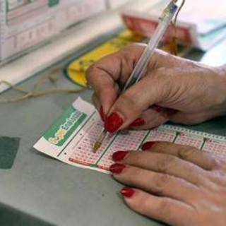 SuperEnalotto, numeri e combinazione vincente di oggi 23 maggio 2026