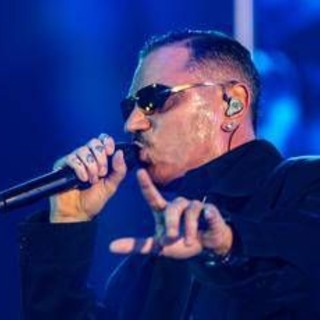 Proteste e cortei, lo sfogo di Marracash sui social: "Con le buone non cambi le cose"