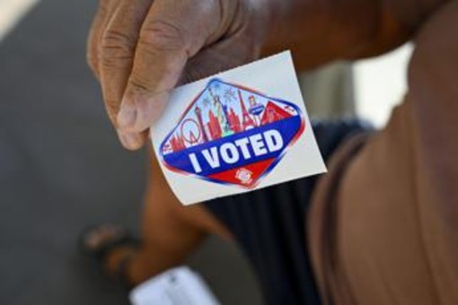 Elezioni Usa, Corte Suprema sblocca la stretta sul voto per posta voluta da Trump Elezioni Usa, Corte Suprema sblocca la stretta sul voto per posta voluta da Trump