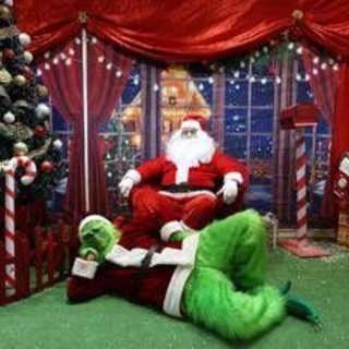 Natale 2025, sale l'effetto Grinch e cala la magia delle feste