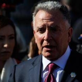 Ucraina, oggi nuovo round di colloqui. Witkoff incontrerà il negoziatore di Kiev a Miami Ucraina, oggi nuovo round di colloqui. Witkoff incontrerà il negoziatore di Kiev a Miami