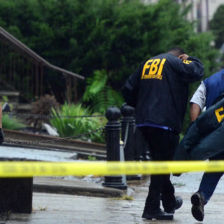 Due morti e nove feriti in sparatoria in Università negli Usa, caccia al killer