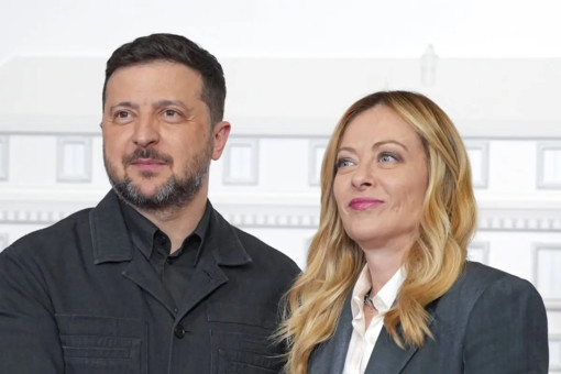 Ucraina, Meloni incontra Zelensky “Impegno al fianco di Kiev per una pace giusta” Ucraina, Meloni incontra Zelensky “Impegno al fianco di Kiev per una pace giusta”