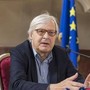 Sgarbi resta in Terapia intensiva al Gemelli e continua le terapie, condizioni critiche stabili