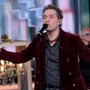 Sanremo 2026, Claudio Santamaria chi è: la cover con Malika Ayane