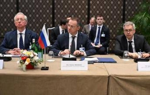 Ucraina, seconda giornata di trattative a Ginevra: focus su sicurezza e territori