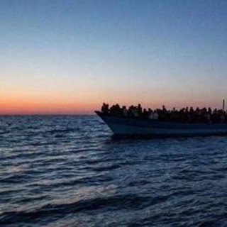 Strage di migranti in Grecia, 12 morti in due incidenti al largo di Lesbo e Samo