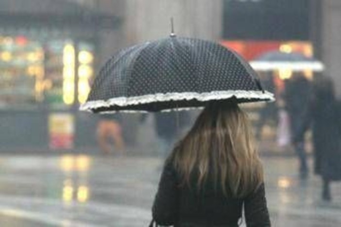 Maltempo, allerta meteo per temporali: le regioni a rischio Maltempo, allerta meteo per temporali: le regioni a rischio
