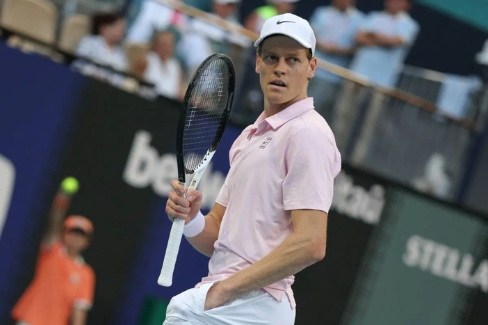 Sinner ingiocabile, spazza via Tiafoe e vola in semifinale a Miami Sinner ingiocabile, spazza via Tiafoe e vola in semifinale a Miami