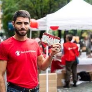 Minori: Marco Rossetti di 'Doc' in piazza con Save the Children per il weekend dei BisBuoni Minori: Marco Rossetti di 'Doc' in piazza con Save the Children per il weekend dei BisBuoni