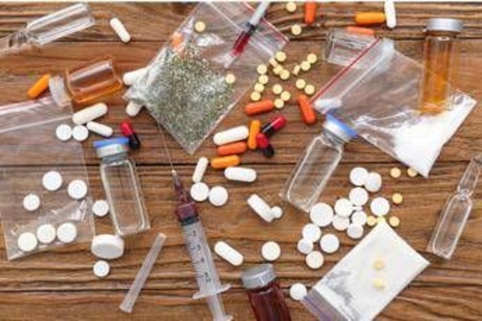 Droga, Locatelli: "Oltre 1.250 sostanze in circolazione, casi anche tra gli under 10"
