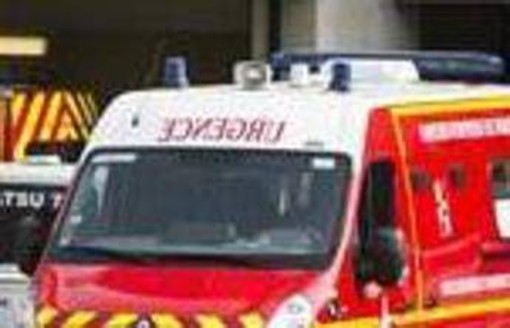 Francia, treno deraglia sulla tratta Rouen-Caen: 20 feriti Francia, treno deraglia sulla tratta Rouen-Caen: 20 feriti