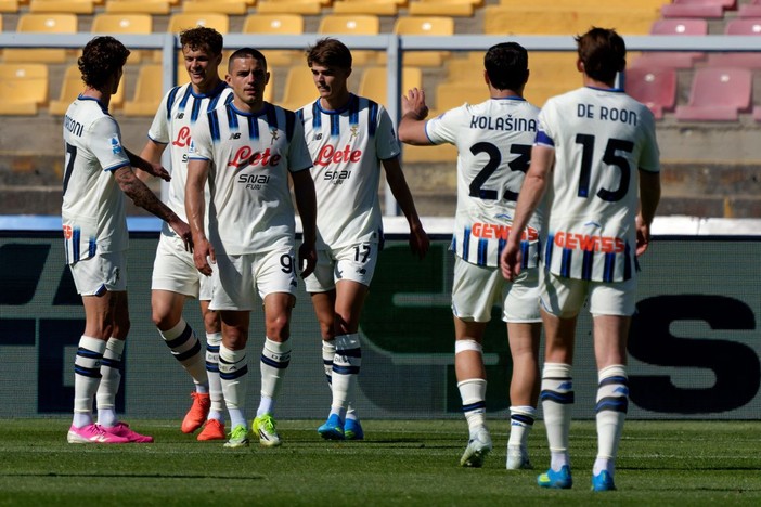 L’Atalanta vince a Lecce e accorcia su Como e Roma L’Atalanta vince a Lecce e accorcia su Como e Roma