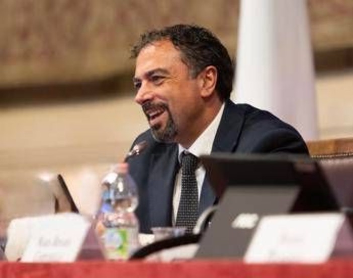 AI e sanità, Leandro Pecchia: &quot;L'OMS indica la strada, possiamo colmare il ritardo accumulato&quot;