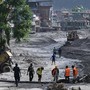 Alluvione in Nepal, 750 morti e oltre tremila dispersi nel fango: avanti i soccorsi