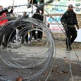 Stazione di polizia salta in aria, esplosi ordigni dopo sequestro: 9 morti in India Stazione di polizia salta in aria, esplosi ordigni dopo sequestro: 9 morti in India