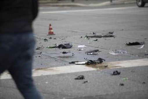 Morta in scontro con l'auto dell'ex, l'accusa del figlio: "Lui l'ha inseguita, si è fatto giustizia da solo" Morta in scontro con l'auto dell'ex, l'accusa del figlio: "Lui l'ha inseguita, si è fatto giustizia da solo"
